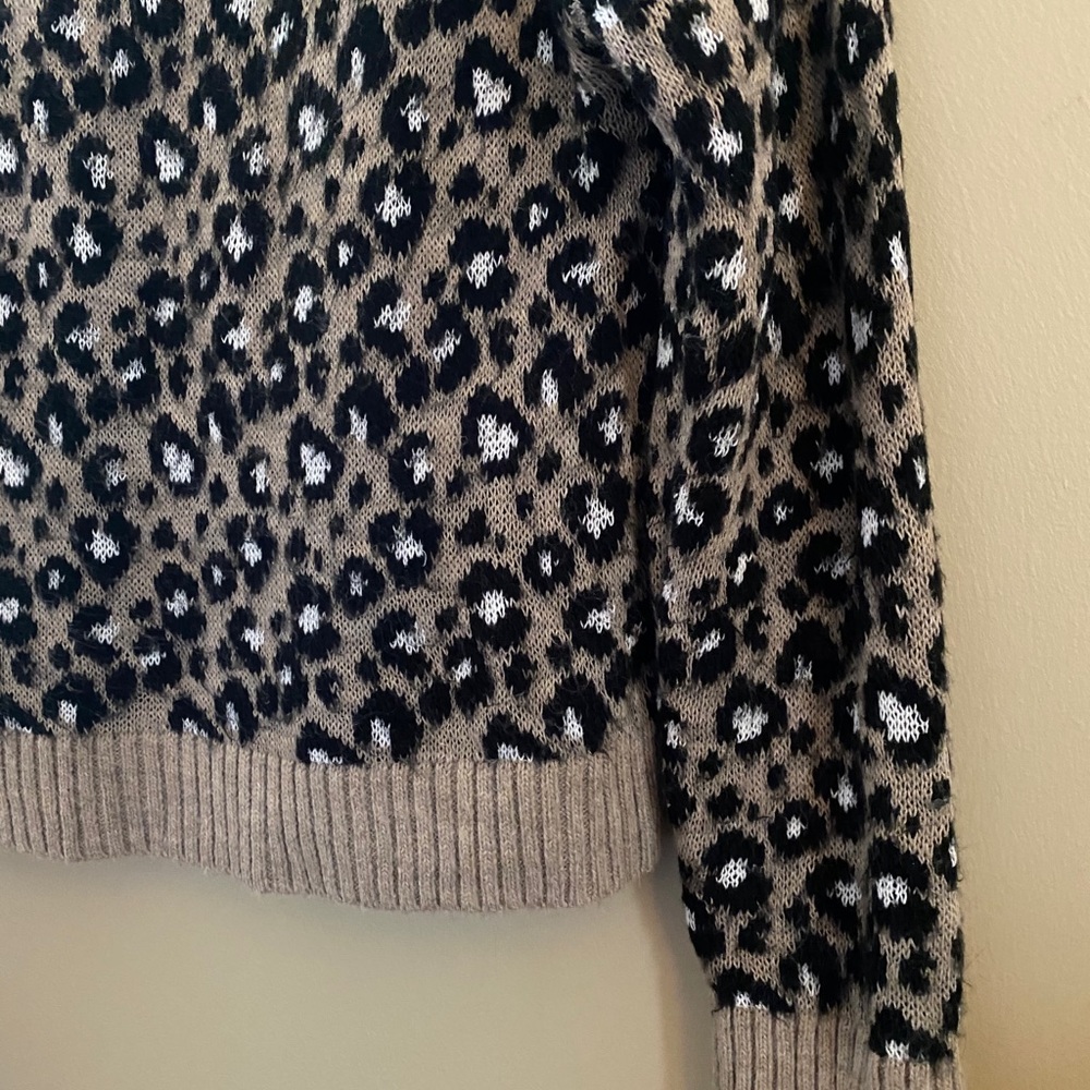 ASOS Leopard Sweater - Picture 5 of 5